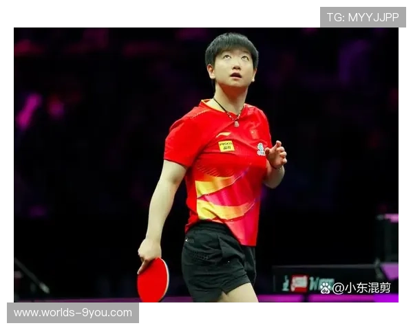 全运会女单赛场现温情一幕：孙颖莎横扫队友后拥抱安慰