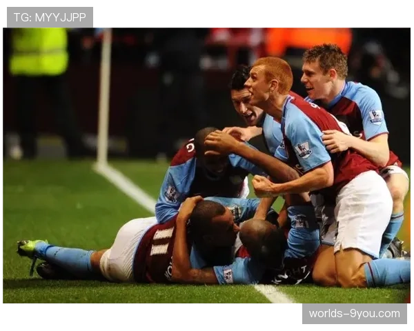 “从3月三场平局看阿斯顿维拉的战术转型:埃梅里的务实之选” “从3月三场平局看阿斯顿维拉的战术转型:埃梅里的务实之选”