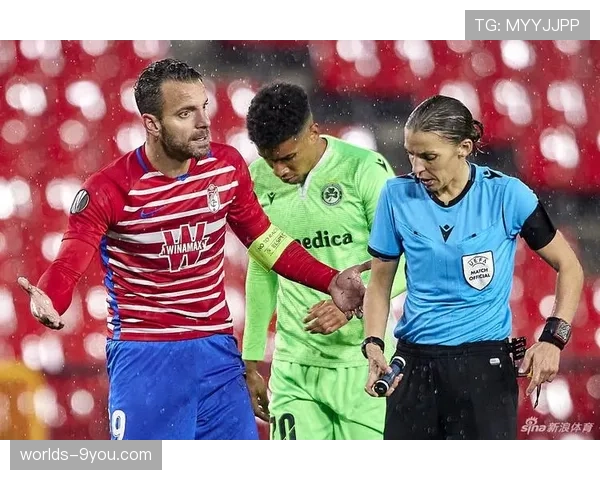 欧冠四分之一决赛首回合全部采用女性裁判组执裁,创下历史 欧冠四分之一决赛首回合全部采用女性裁判组执裁,创下历史