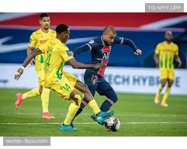 巴黎圣日耳曼主场3-0战胜南特，完成联赛第26轮补赛